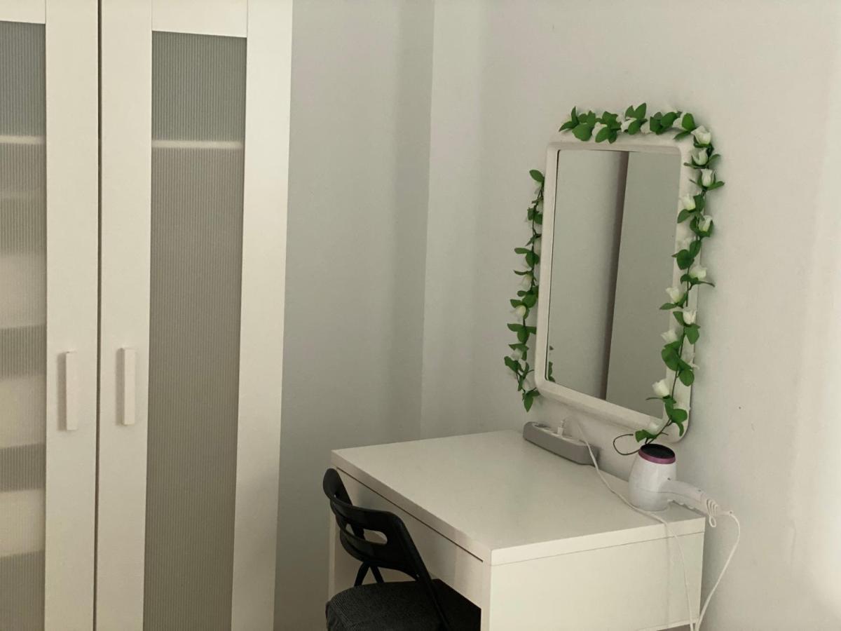 Malaga Centro Habitaciones Privada En Apartamento Compartidos Exterior foto
