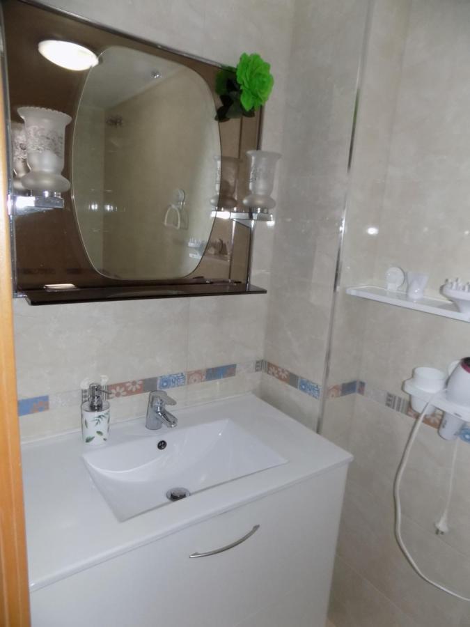 Malaga Centro Habitaciones Privada En Apartamento Compartidos Exterior foto
